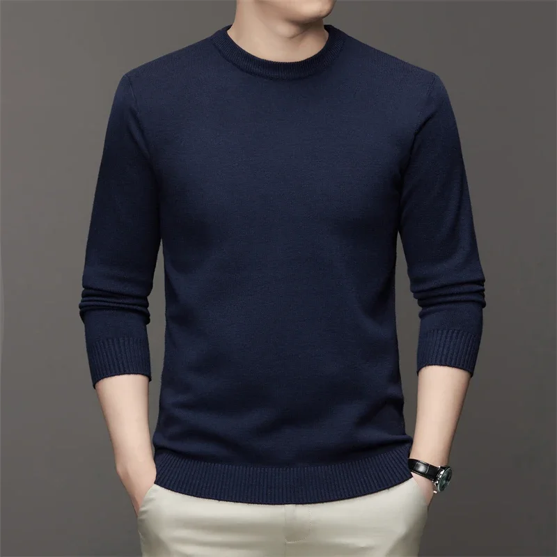 Le Pull en laine — col rond, maille lisse